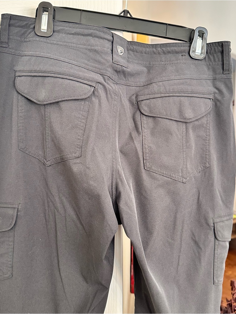 Kuhl Women's Straight Leg Black Cargo Pants - Picture 10 of 11